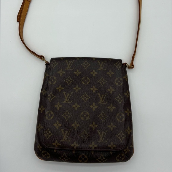 Authentic Louis Vuitton vintage monogram musette Salsa PM sling bag - Picture 8 of 16